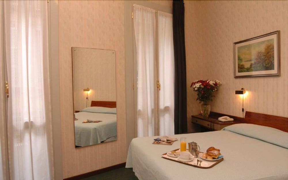London Hotel Milano Eksteriør billede